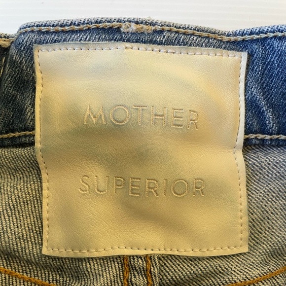 MOTHER The Tomcat Kick Fray Short in I Confess Color:I Confess Size 24 - Picture 6 of 10